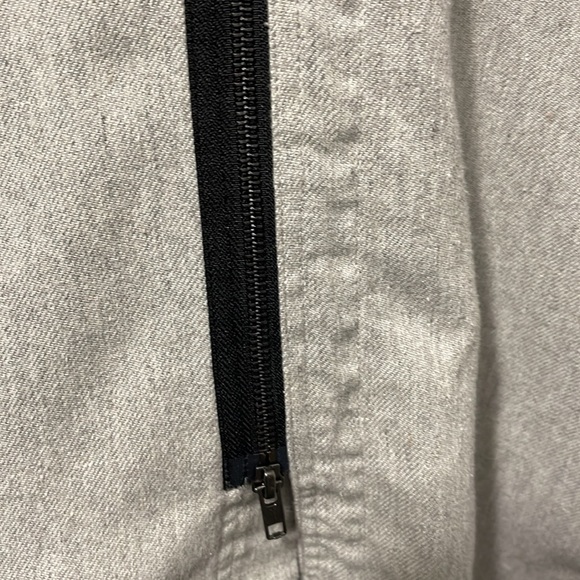 FairPlay size medium zip up flannel - Picture 3 of 5